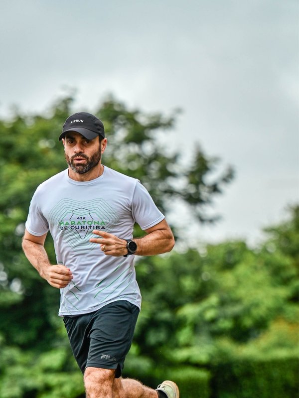 Dr. Jarbas aos 43 anos, maratonista